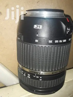 Canon 18-270mm Lens