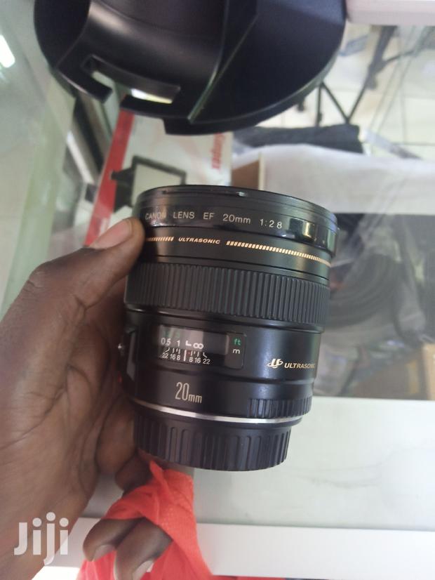 Canon 20mm Wide Angle Lens - main view