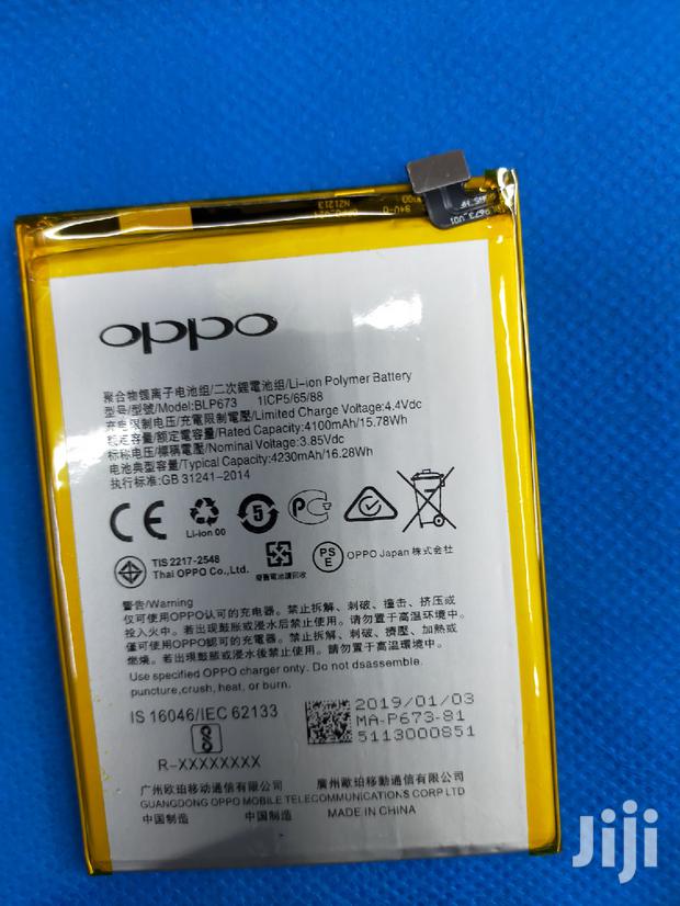 Oppo F7 Battery - main view