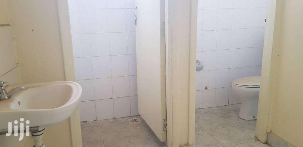Godowns/Storage to Let