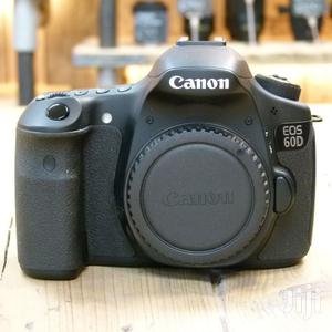 Canon 60D Pro Camera With Free 32GB Card and 18/55 Lens