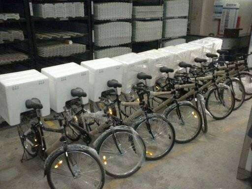 Fibreglass Delivery Boxes For Motorbikes - thumbnail 2