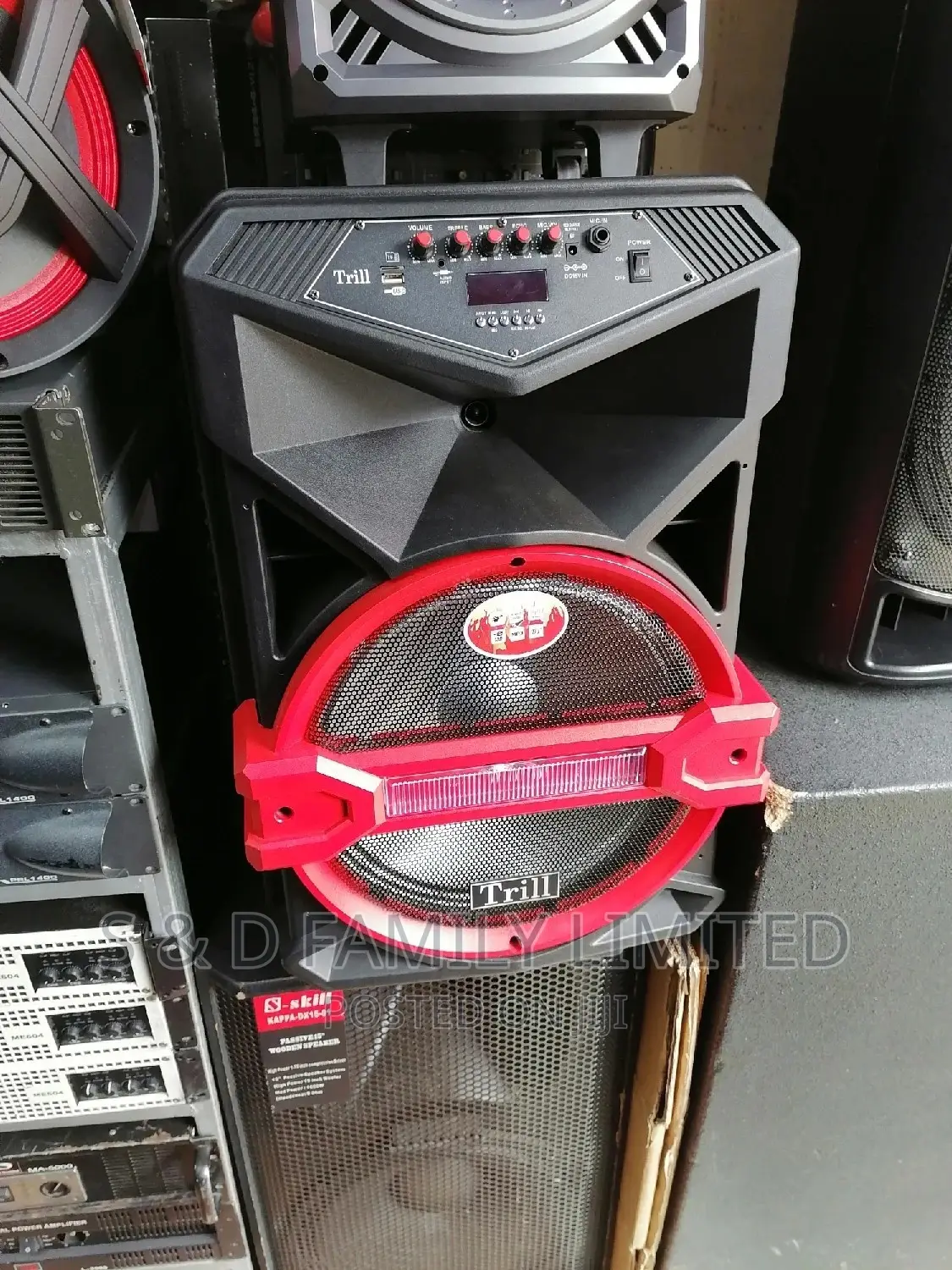 Trill 15" Powered Speaker