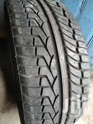 Accelere Tires Size 235/50/R19 Made In Indonesia