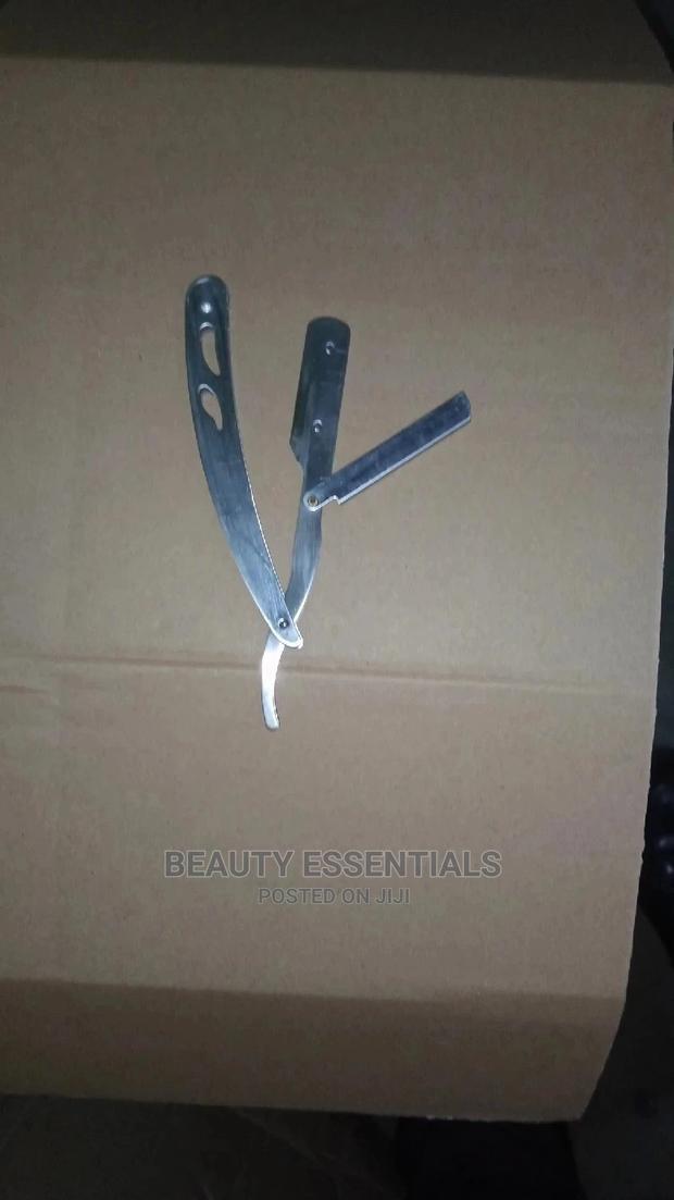 Kijembe Shaver Holder - main view