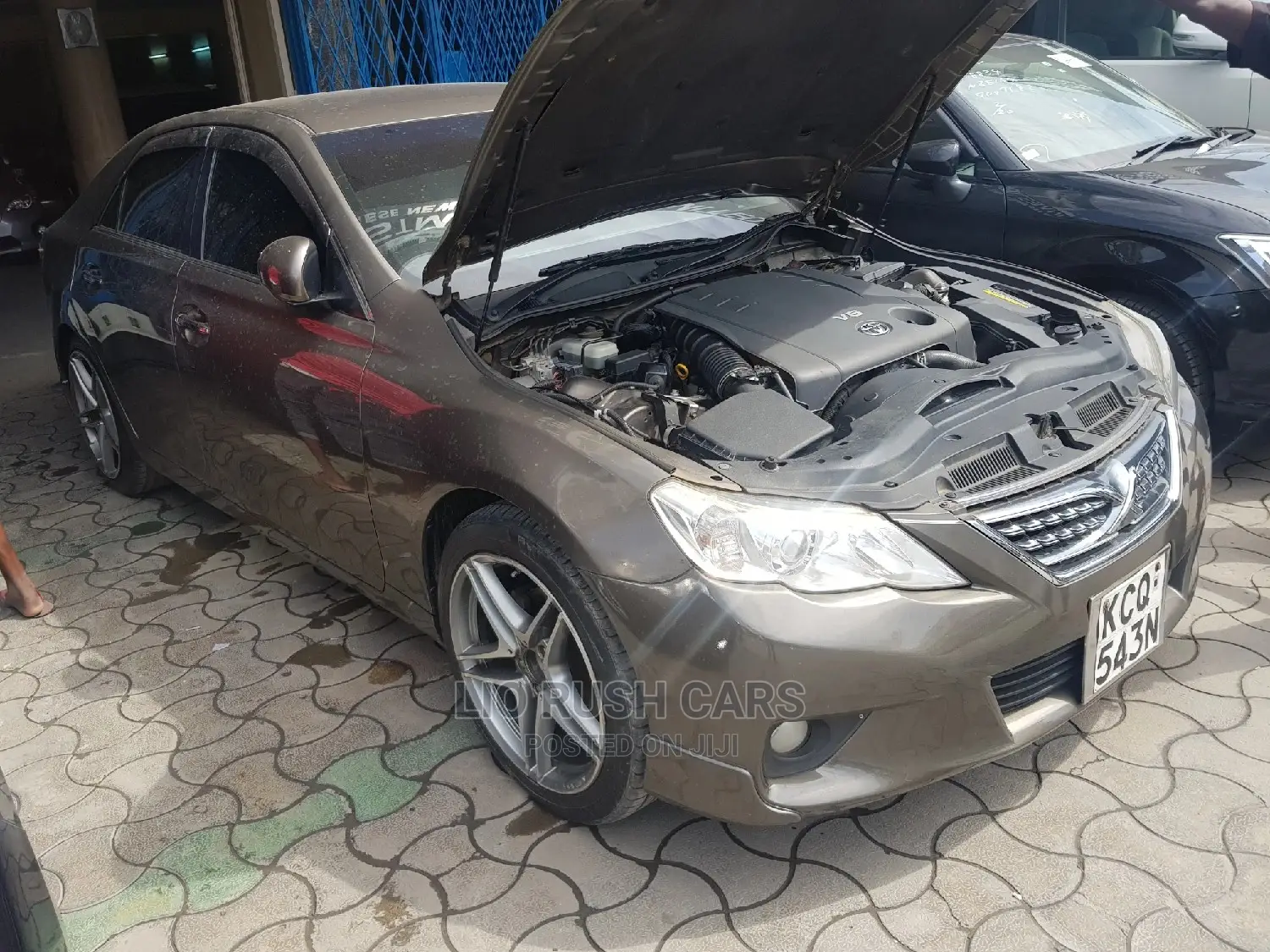 Toyota Mark X 2011 Gold