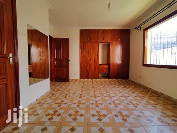 Four Bedrooms Bungalow Plus Two Dsq - thumbnail 7