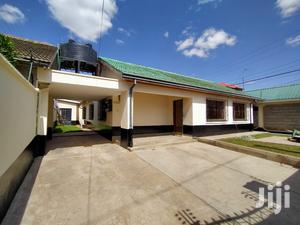 Four Bedrooms Bungalow Plus Two Dsq - thumbnail 2
