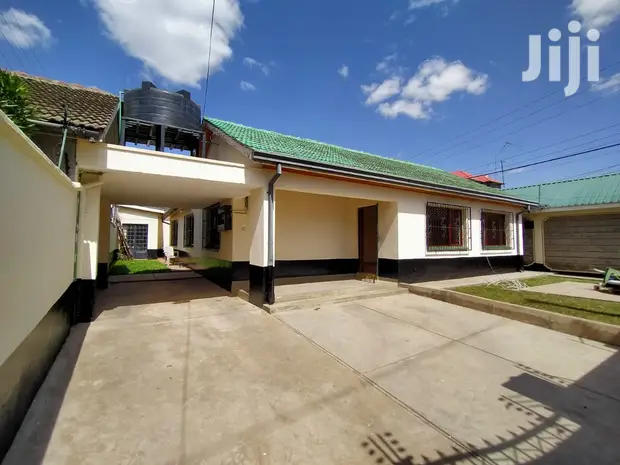 Four Bedrooms Bungalow Plus Two Dsq