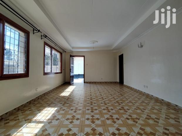 Four Bedrooms Bungalow Plus Two Dsq - thumbnail 14