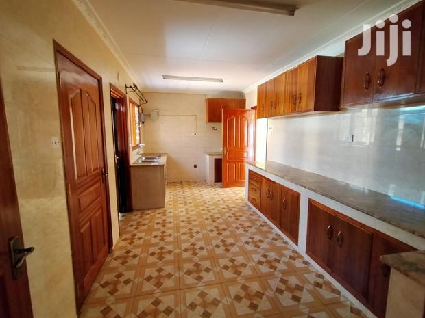 Four Bedrooms Bungalow Plus Two Dsq - thumbnail 21