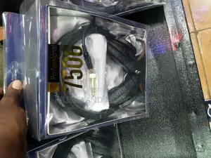 Sony Mdr 7506 Studio Headphones