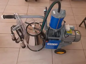 Single Cow Bucket Electric Milking Machine.