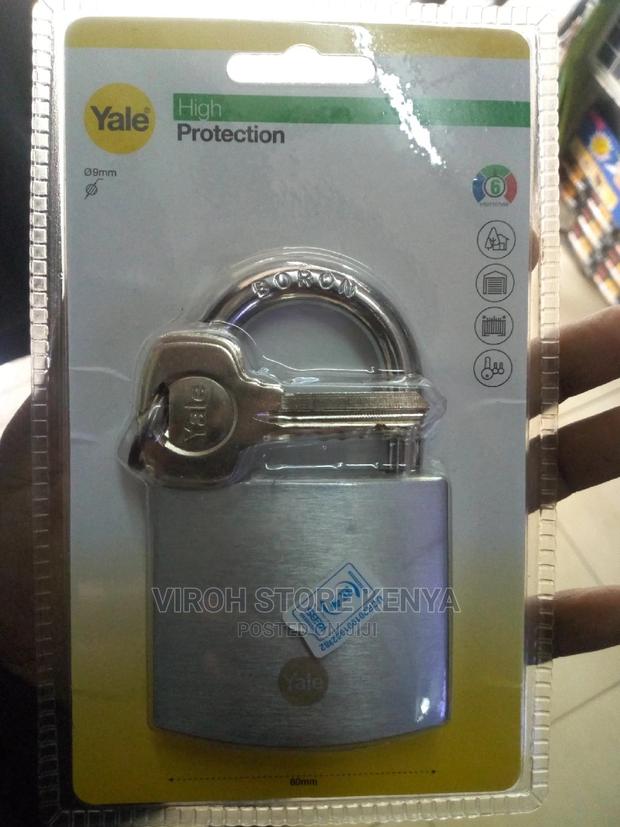 Yale Padlock 70mm - thumbnail 2