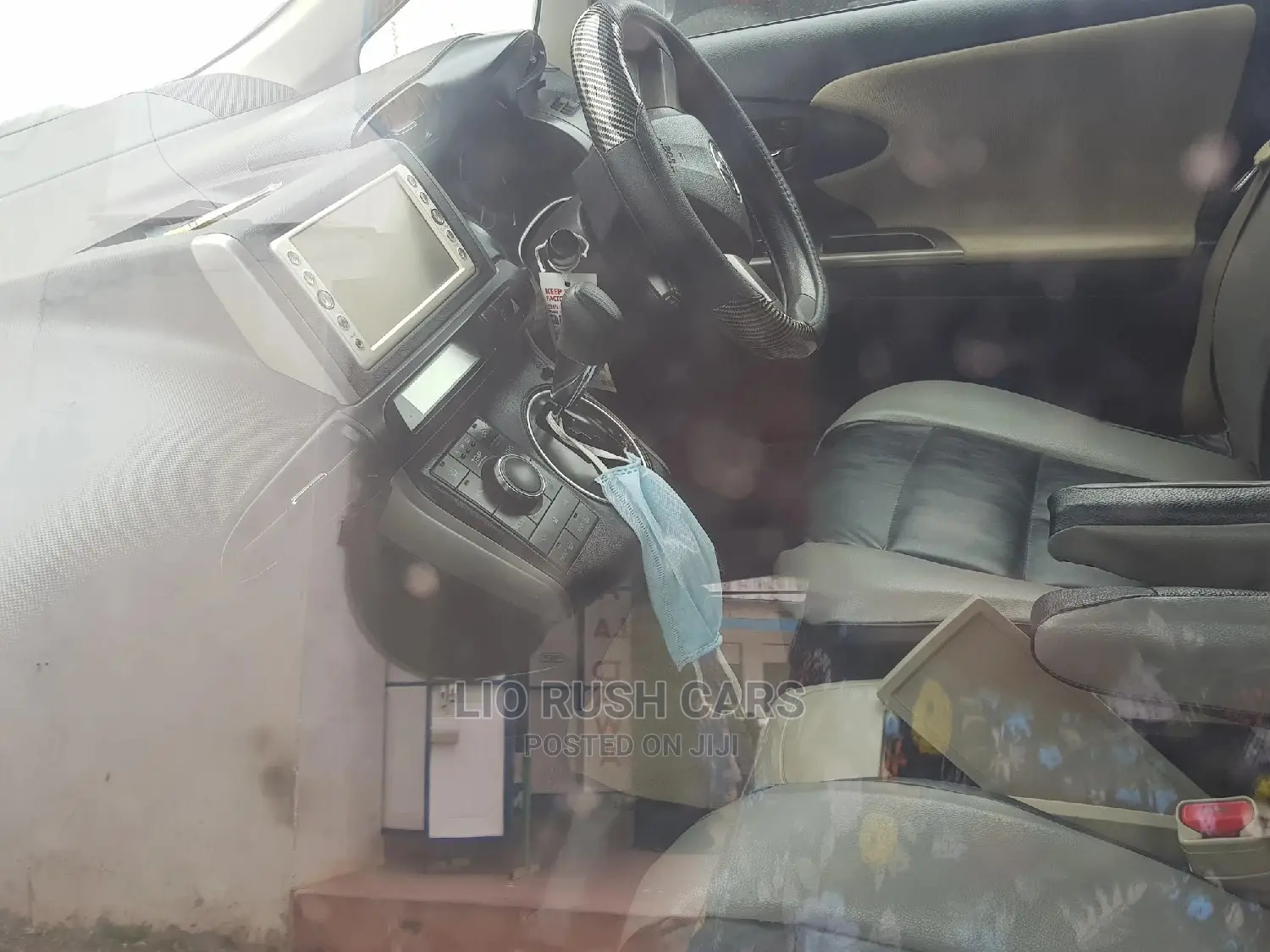 Toyota Wish 2011 Silver