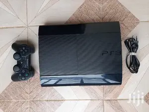 Charcoal Black PLAYSTATION 3
