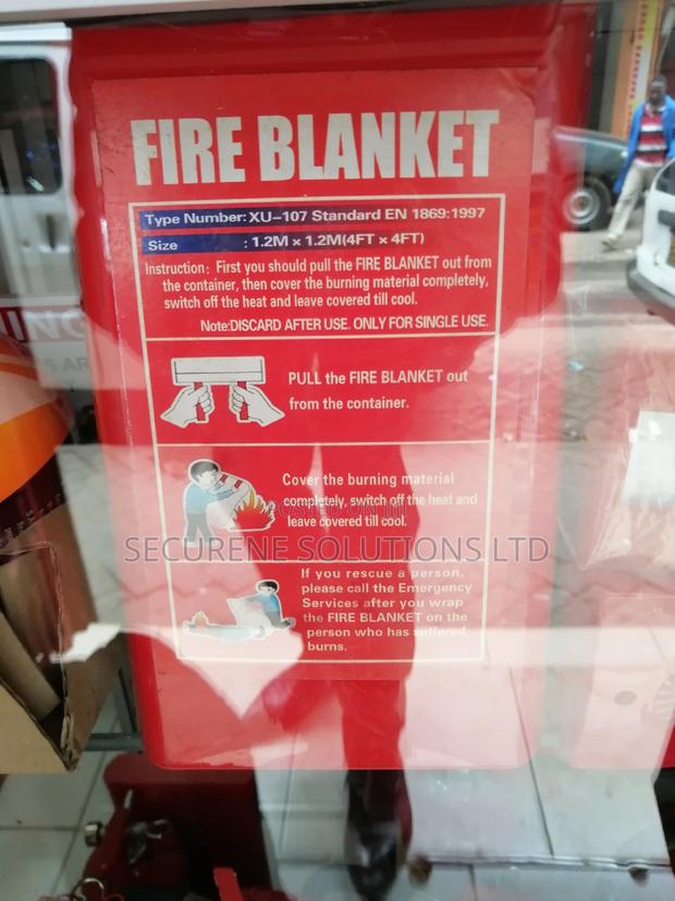 Fire Blanket Medium 1.2mx1.2M - thumbnail 2