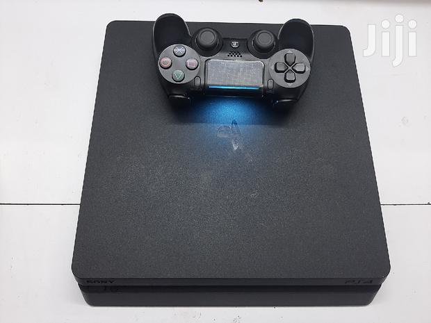 Slim Playstation 4