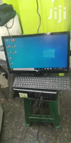 Desktop Computer HP 2GB Intel Core 2 Duo HDD 320GB