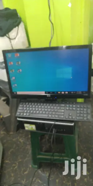 Desktop Computer HP 2GB Intel Core 2 Duo HDD 320GB