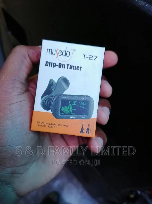 Clip On Tuner - main view