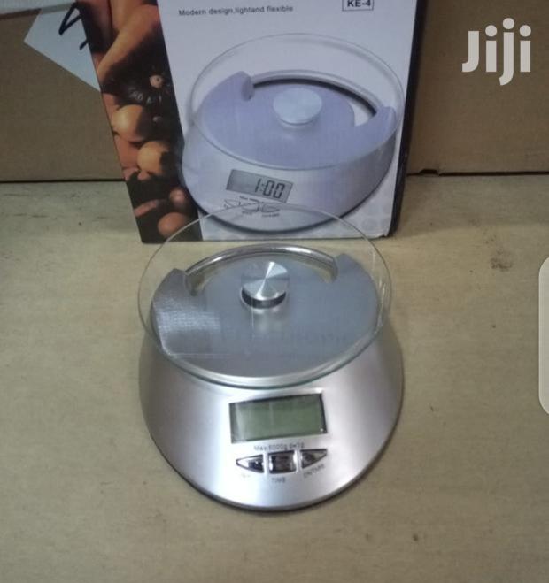 Modern Kitchen Weighing Scale