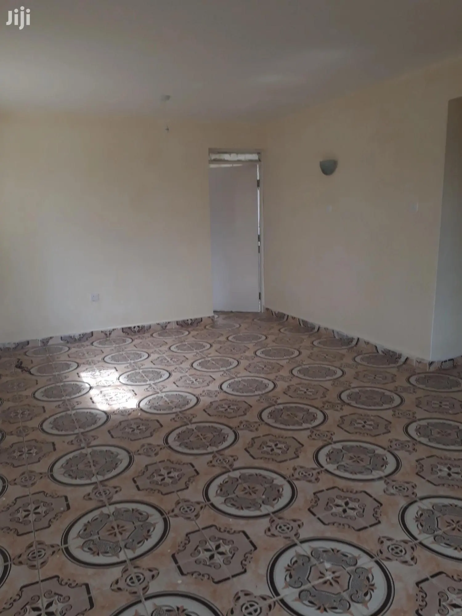 Parklands Large 3 Bedroom Master Ensuite For Rent