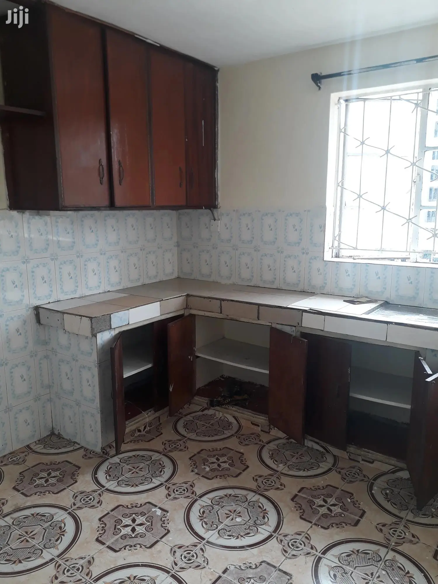 Parklands Large 3 Bedroom Master Ensuite For Rent
