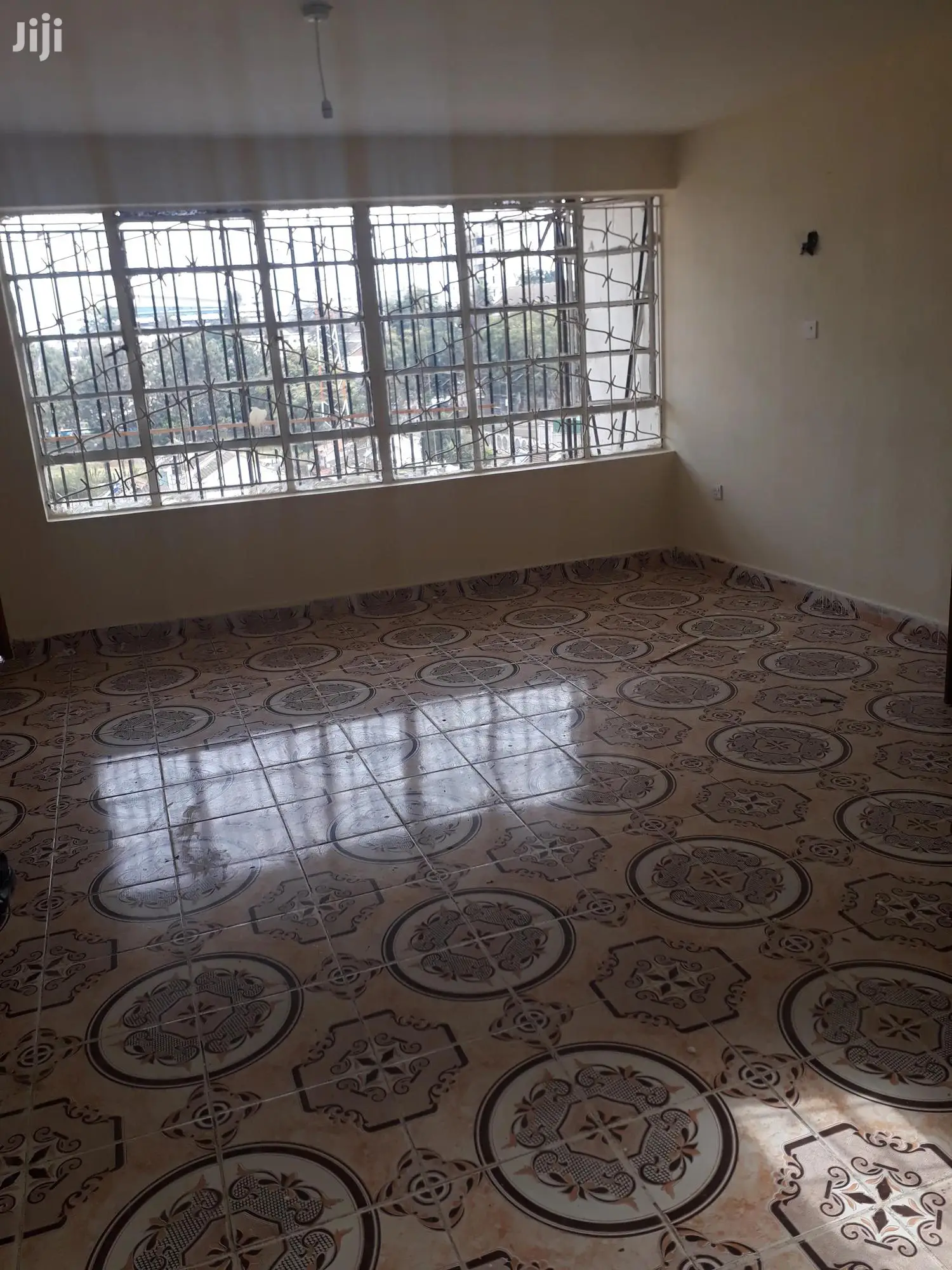 Parklands Large 3 Bedroom Master Ensuite For Rent