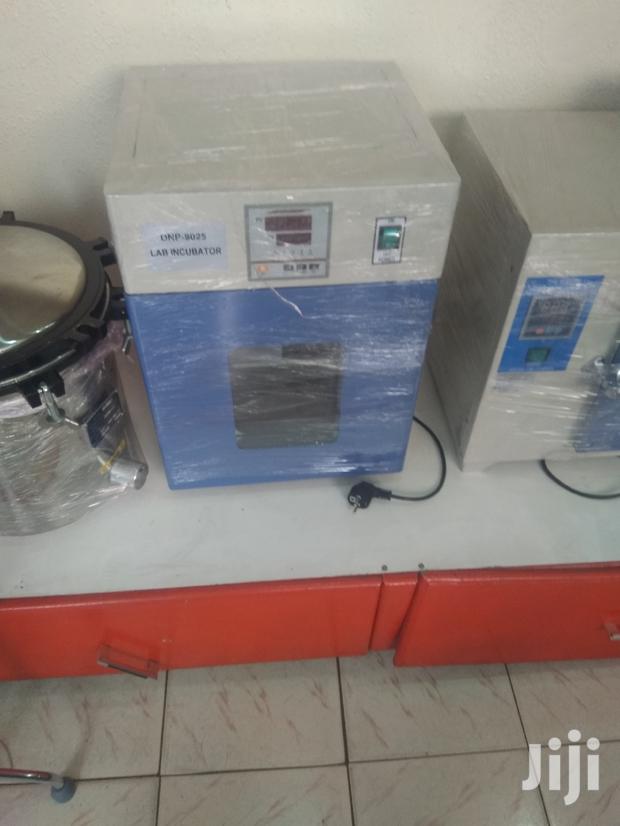 Lab Incubator - main view