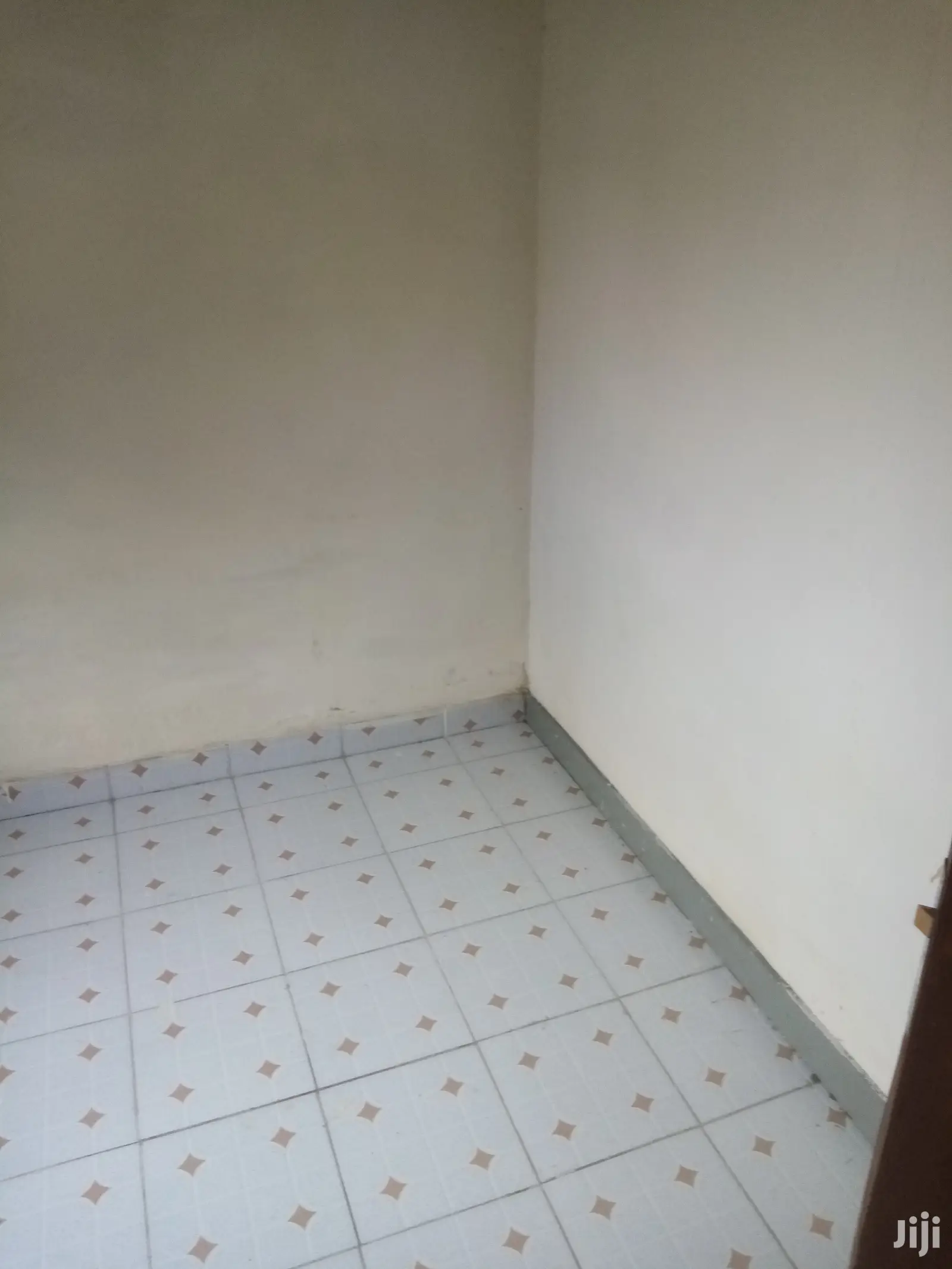 Buruburu House Very Spacious 3 Bedroom For Sale