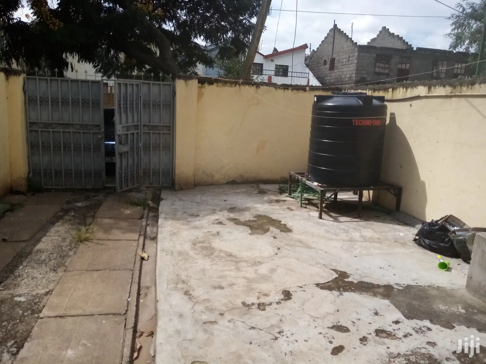 Buruburu House Very Spacious 3 Bedroom For Sale