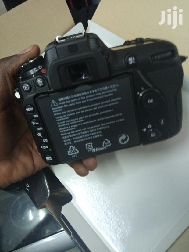Nikon D7500 With Wi-Fi Touchscreen - thumbnail 4