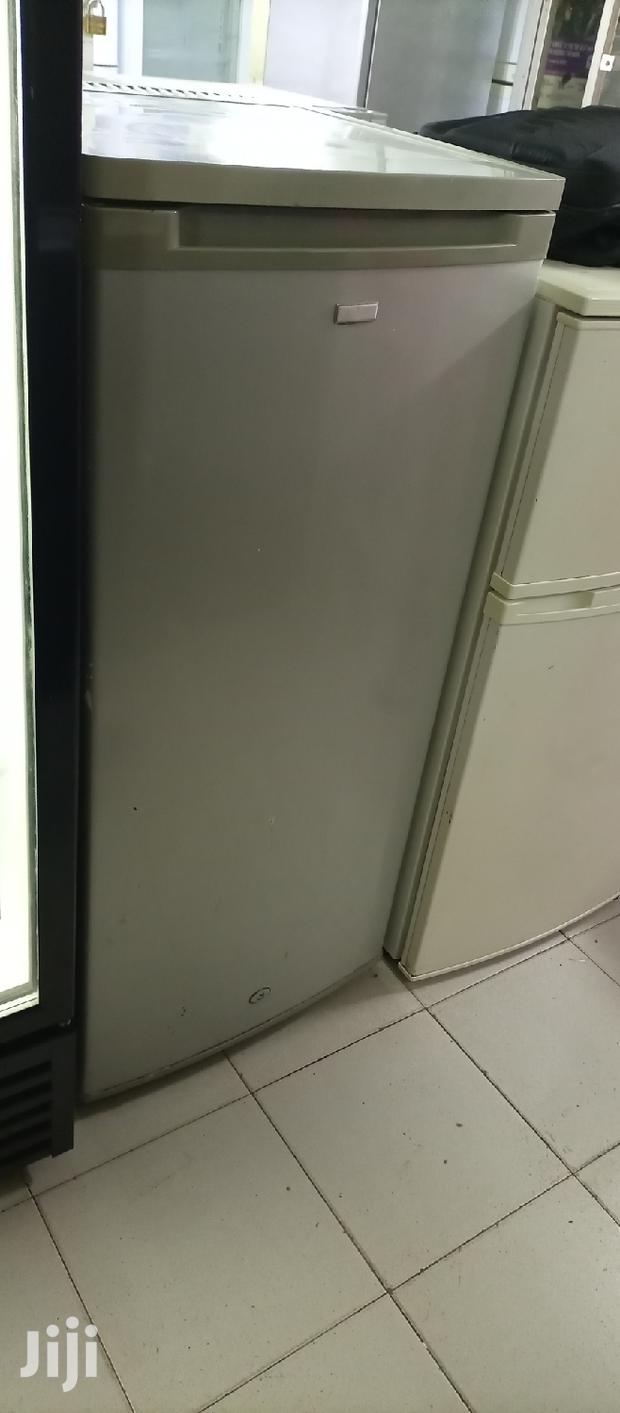 Single Door Fridge - thumbnail 4