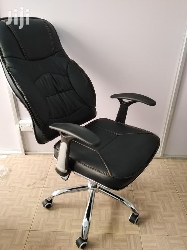 Executive Office Chair. - thumbnail 2
