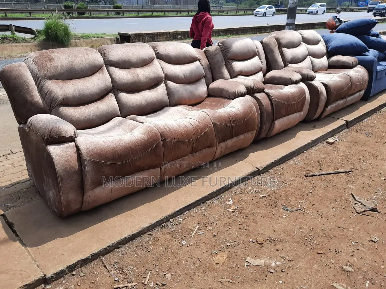 Modern Sub Recliner 6 Seater