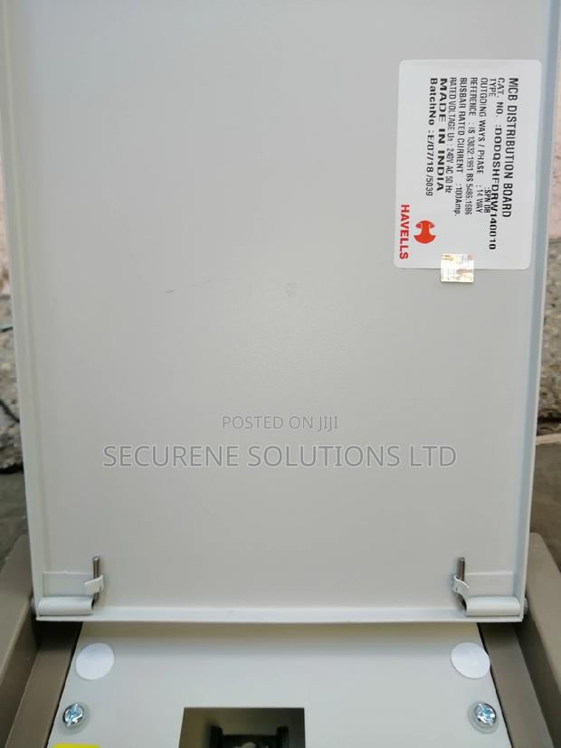 Lawsson 12 Way 63a Single Phase Consumer/Distribution Unit - thumbnail 3
