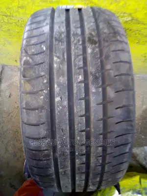 255/40 R 17 Accelera Tyres