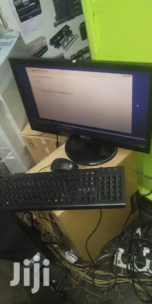 Desktop Computer HP 4GB Intel Core I5 HDD 500GB