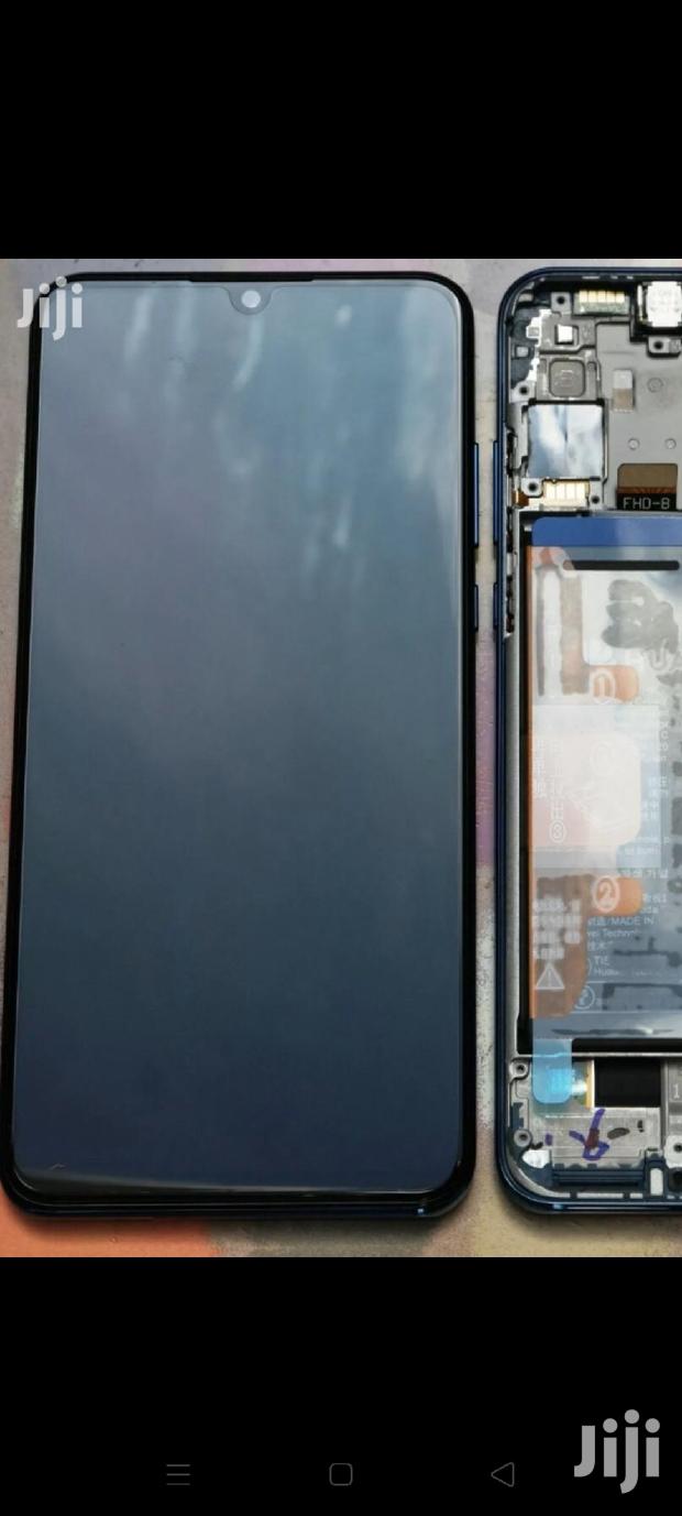 Huawei P30 Screen - main view