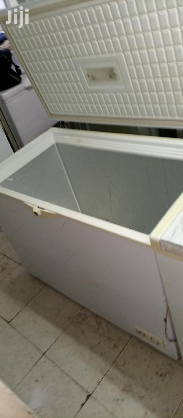 Medium Size Freezer - thumbnail 4