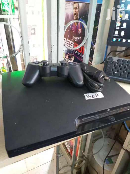 PLAYSTATION 3 SLIM CONSOLE - thumbnail 2