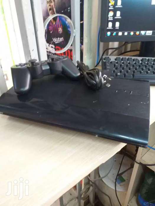 PLAYSTATION 3 SLIM CONSOLE - thumbnail 3