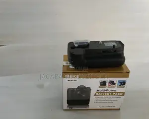 Battery Grip for Nikon D7100 D7200