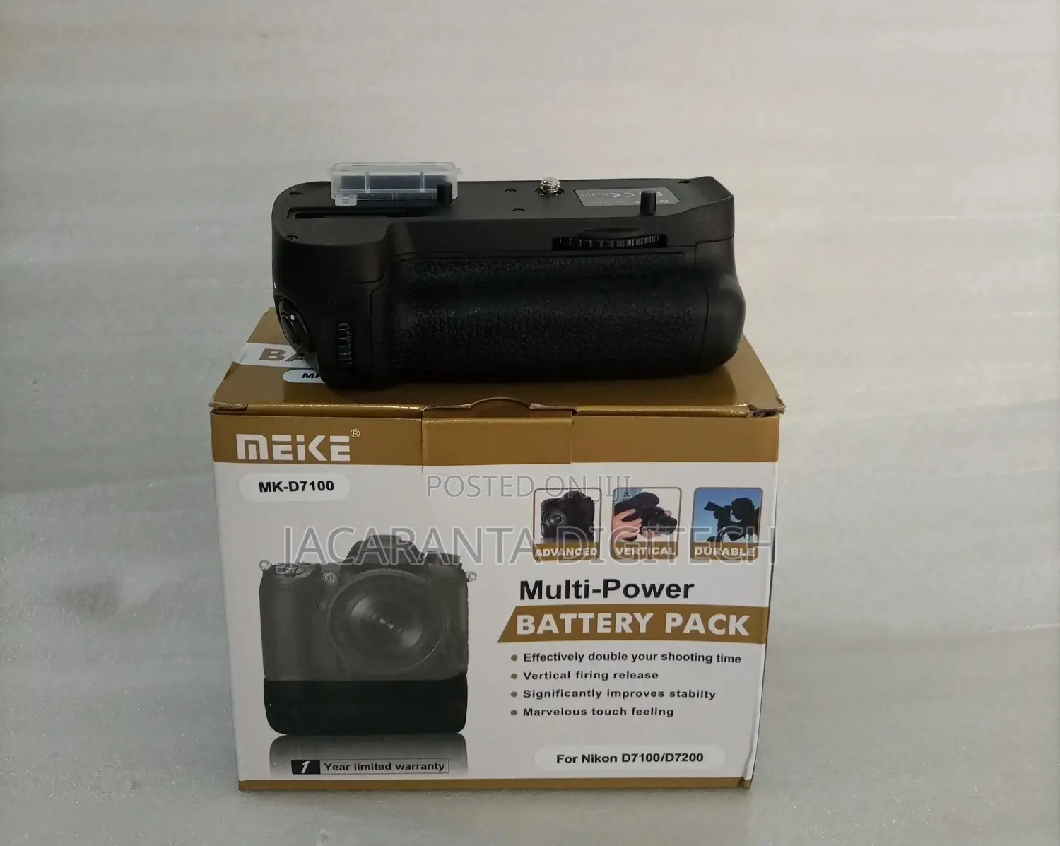Battery Grip for Nikon D7100 D7200