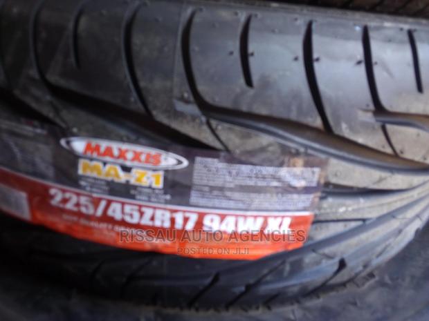 225/45 R 17 Maxxis Tyres - main view