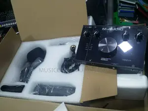 M Audio Vocal Bundle