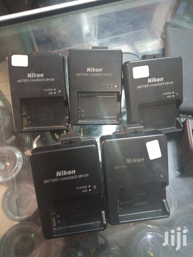 Original Nikon MH24 Chargers - thumbnail 3