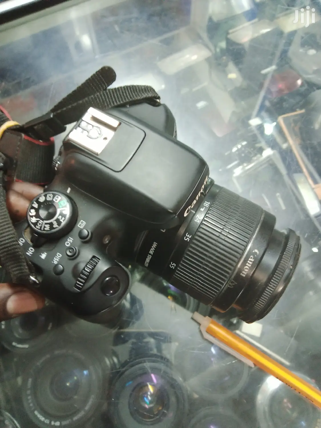 Canon 77D Pro Camera