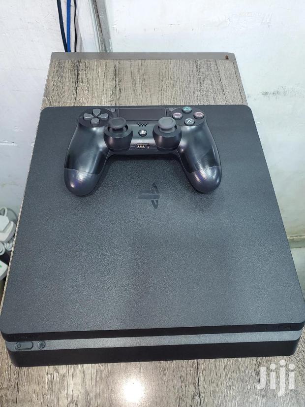 Ex-Uk Ps4 Slim 500 Gb - thumbnail 2